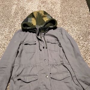 Free people gray light zipper and snap jacket for all weather or layering